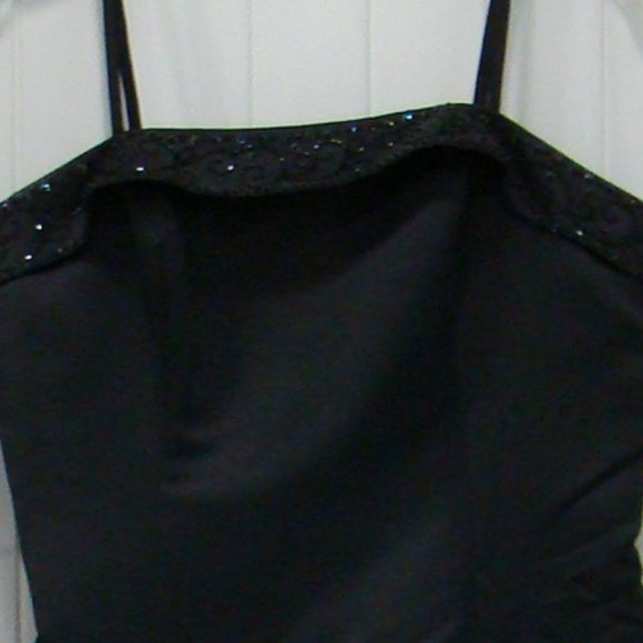 Elegant hand beaded spaghetti Strap Black Long Dress - size 18 - Picture 2 of 7